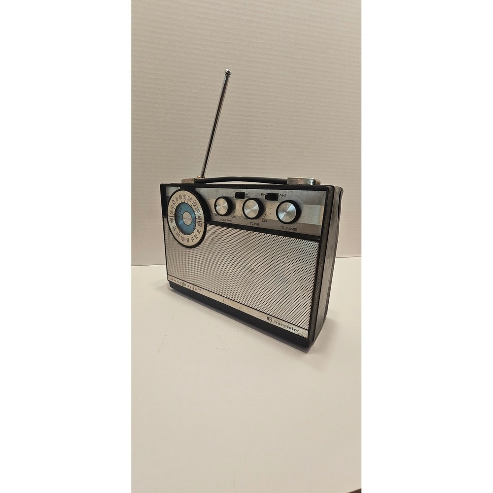 Vintage 60s General Electric 16 Transistor Radio Model P-970B   - WORKS!